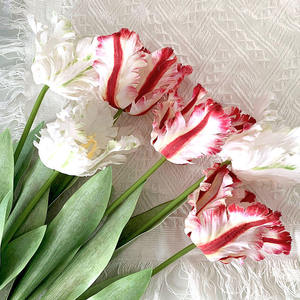 Wholesale High Quality 3D Handmade Real Feel Glue <strong>Tulips</strong> <strong>Red</strong> and Light Purple for Wedding Reception Decor - Product Image 3