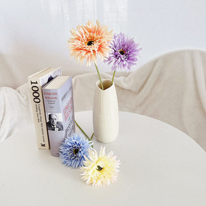 Fleurs artificielles de marguerite africaine pour la décoration intérieure, ornements de bureau, artisanat floral décoratif, accessoires de photographie en gros - Product Image 3