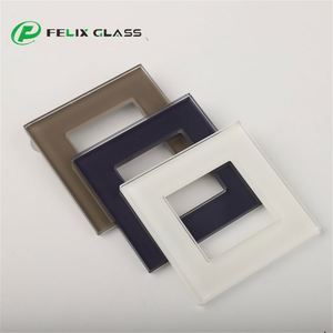 Felix Glass - Verre trempé personnalisé avec impression sérigraphique pour prise murale intelligente - Product Image 1