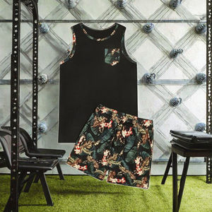 Conjunto de Dos Piezas de Verano para Hombre, Talla Grande, Camiseta con Lavado Ácido y Pantalones Cortos a Juego, Impresión de Logotipo Personalizado, Transpirable y de Secado Rápido - Product Image 3