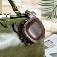 Grosir CONTACT'S FAMILY CF2229 Gantungan Kunci Kulit Hewan Vintage 2-in-1 Dompet Koin Kantong Earbuds Resleting Warna Kopi