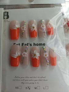 FATFAT - Juego <span class=keywords><strong>de</strong></span> 10 <span class=keywords><strong>Uñas</strong></span> Acrílicas con Punta Francesa en Forma <span class=keywords><strong>de</strong></span> Almendra, Diseño 3D <span class=keywords><strong>de</strong></span> Flores, Color Rosa y Blanco, Cobertura Total, Reutilizables, Pre-Diseñadas para Mujeres y <span class=keywords><strong>Niñas</strong></span> - Product Image 4