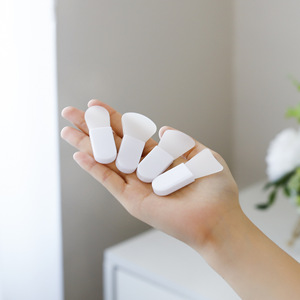 Silicone bàn chải trang điểm mặt nạ Mỹ phẩm Silicone Mini Bàn chải mặt mặt nền tảng Kem che khuyết điểm Kem Applicator du lịch di động công cụ - Product Image 5