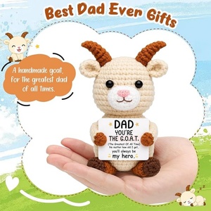 Regalo di <span class=keywords><strong>Compleanno</strong></span> <span class=keywords><strong>per</strong></span> Papà, Mini Capra all'Uncinetto Fatta a Mano, Divertente 'Sei tu la Capra', Idee Regalo <span class=keywords><strong>per</strong></span> Padre e Nonno, Decorazione Natalizia Carina - Product Image 2