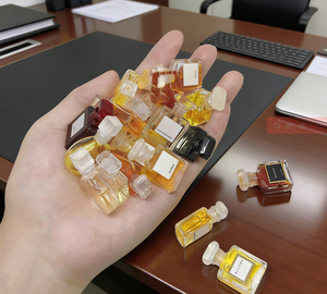 <span class=keywords><strong>Parfum</strong></span> de luxe miniature de haute qualité <span class=keywords><strong>pour</strong></span> <span class=keywords><strong>homme</strong></span>, format voyage, longue tenue, vaporisateur, vente en gros - Product Image 1