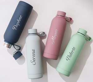 Bouteille d'eau isotherme en acier inoxydable personnalisée avec monogramme, nom <span class=keywords><strong>personnalisé</strong></span>, 17 oz, en plastique, avec paille, grande capacité, sport, gravée - Product Image 2