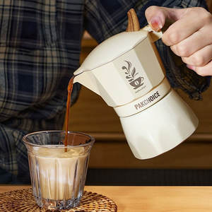 Cafeteira Moka Italiana Clássica de 150ml para Café Expresso com Válvula Única Mini Conjunto de Alumínio para Preparo Manual Portátil e Doméstico - Product Image 3