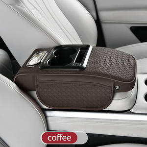 Vente en gros d'usine, boîte d'accoudoir centrale de <span class=keywords><strong>voiture</strong></span> personnalisée, intérieur de <span class=keywords><strong>voiture</strong></span> simple et luxueux, <span class=keywords><strong>double</strong></span> porte-gobelet, rangement pour clés - Product Image 1