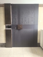 Porte double en acier inoxydable ignifuge sur mesure OEM avec barre anti-panique d'urgence pour bâtiments publics