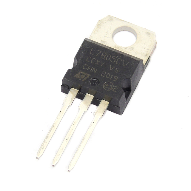 POSITIVE VOLTAGE REGULATORS L7805 L7805CV TO220 7805CV 7805 TO-220 5V 1.5A Three-terminal voltage regulator