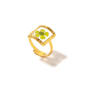 Stainless Steel <b>Ring</b> Gold Plated <b>Titanium</b> Steel Square Geometric Shape Green Dried Flower Inlay Unisex Jewelry Gift - Product Image 4