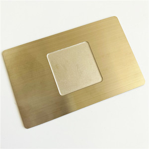 บัตรโลหะ NFC NTAG215 13.56MHz กันน้ำ แบบเขียนซ้ำได้ ยอดขายสูงสุด สำหรับการอนุญาตพนักงานแบบไดนามิกในองค์กร - Product Image 2