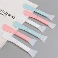 Applicateur de brosse de masque en silicone cosmétique Brosse de nettoyage du visage en silicone à double tête