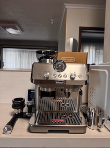 Cafetera Semiautomática EC9255 con Molinillo Integrado para Uso Doméstico, Preparación en Frío - Product Image 4