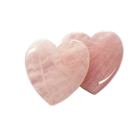 Vente en gros de pierres Gua Sha en quartz rose en forme de cœur avec logo personnalisé, outil de massage facial et corporel en cristal rose Guasha, outil de beauté