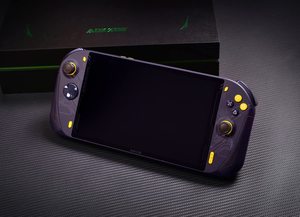 AOKZOE A1 CPU AMD <span class=keywords><strong>R7</strong></span> <span class=keywords><strong>6800U</strong></span> 8 Pouces PC Win 11 OS Mini Console De Jeu Vidéo Portable Tablette PC 65Wh 17100 MAh Batterie - Product Image 2