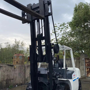 Montacargas Diésel TCM FD50 Vigoshop de Japón, Alta Calidad, Precio Competitivo, en Venta, con Mástil de Tres Etapas - Product Image 1