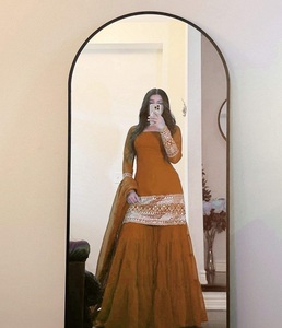 Traje Sharara de Georgette Sintética Pesada para Mujer, Salwar Kameez Tradicional Indio para Fiestas con Bordado Detallado - Product Image 2