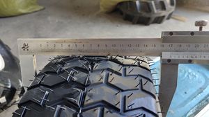 Container Prefabbricato Pieghevole e Impilabile con Ruote in <span class=keywords><strong>Gomma</strong></span> e Acciaio - Unità Mobile Moderna per Stoccaggio - Product Image 6