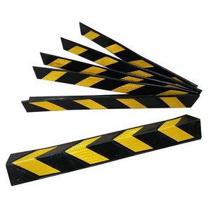 Pare-chocs de sécurité routière réfléchissants de bonne qualité pour les coins des parkings - Product Image 3