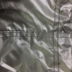 Funda Protectora Plateada para Lancha, 136''-145'', Material Duradero de Poliéster y PVC - Product Image 3