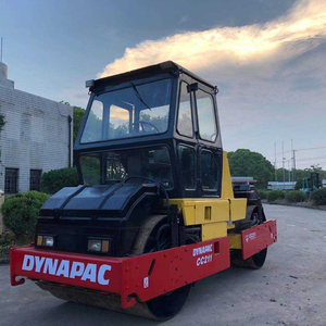 Apisonadora de Doble Tambor DYNAPAC CC211 Usada con Motor Diésel de 53KW de Potencia, Gran Capacidad de Trabajo en Buen Estado - Product Image 1