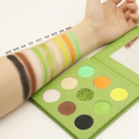 Palette de fards à paupières organiques 9 couleurs à haute teneur en pigments pour le maquillage des yeux Private Label Shimmer Finish Light Dark Dry Glitter Eyeshadow