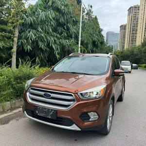 <span class=keywords><strong>Ford</strong></span> <span class=keywords><strong>Kuga</strong></span> <span class=keywords><strong>EcoBoost</strong></span> 180 Platinum Edition 2018, SUV compact, boîte de vitesses automatique, sièges en cuir, moteur turbo, pneus R18, alliage d'aluminium - Product Image 2