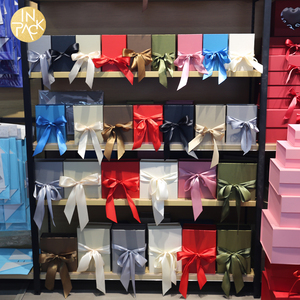 <span class=keywords><strong>INPACK</strong></span> Lazo de cinta grande Color perlado Caja magnética Embalaje de regalo Cierre magnético plegable Caja de regalo de papel rígido Caja de regalo de Navidad - Product Image 2