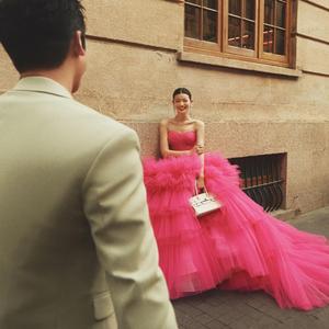 Pink Tulle Ball Gown Wedding Dress Sweetheart Neckline Natural Waistline Cake Skirt Style For Bridal Photography - Product Image 2