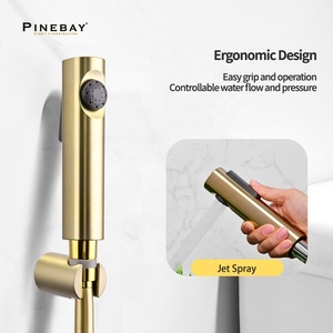 PINEBAY, хорошая цена, набор ручных распылителя для биде из матового золота, для ванной комнаты, пластиковый настенный душ, для женщин - Product Image 3