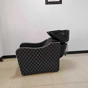 Sillón de Peluquería Moderno DM de Cuero PU con Reposapiés Ajustable y Lavabo de Plástico para Uso en Salón - Product Image 6