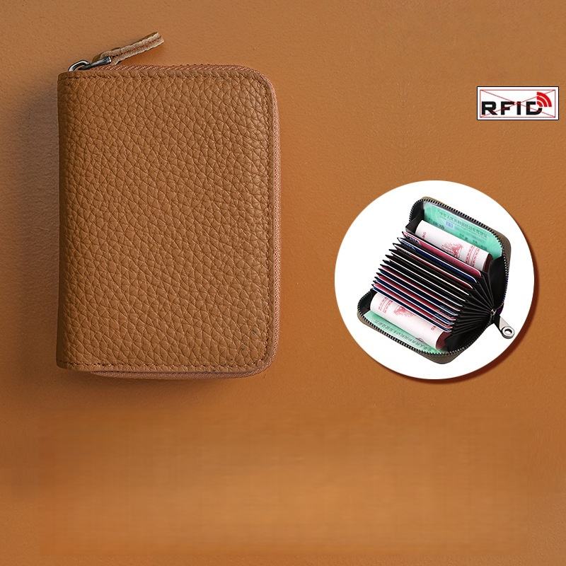 สีน้ำตาล