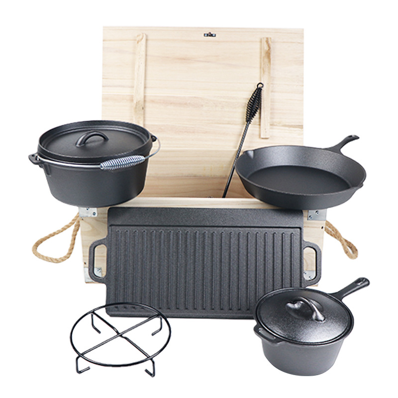Ensemble de 7 pièces - Batterie de cuisine de camping avec coffret en bois.