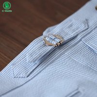 Pantalon Décontracté Homme d'Été Léger en Seersucker Rayé Bleu Naples Taille Haute à Coupe Droite avec Boucles