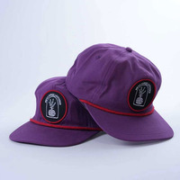 Yukaihe Fabrikant Hoge Kwaliteit Op Maat Gemaakte 5-Panel Ongestructureerde Geweven Patch Logo Katoenen Unisex Petten Hoeden Met Licht Gebogen Klep