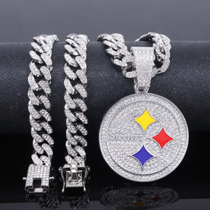 Collana con Ciondolo Lettera Multi-Stella Iced Out in Lega Oro Argento con Zirconi Cubici, Catena Cubana Iced, Smalto Colorato, <span class=keywords><strong>Gioielli</strong></span> Hip-Hop Unisex - Product Image 4