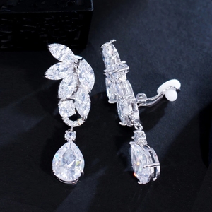 Pendientes grandes de gota de agua para mujer, aretes largos de cristal de CZ de alta calidad, <span class=keywords><strong>sin</strong></span> <span class=keywords><strong>agujero</strong></span>, joyería para fiesta de boda - Product Image 1