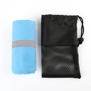 Toalla de playa de microfibra para deportes Yoga natación multicolor rayas impresas absorbente de agua absorbente de sudor al por mayor - Product Image 5