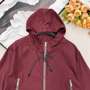 Chaqueta cortavientos con capucha para mujer, cintura con cordón, bolsillos con cremallera, ropa exterior informal - Product Image 4