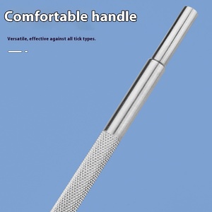 Fourche <span class=keywords><strong>anti</strong></span>-tiques en acier inoxydable pour animaux <span class=keywords><strong>de</strong></span> compagnie Peigne à puces Outil <span class=keywords><strong>anti</strong></span>-tiques professionnel Convient aux animaux <span class=keywords><strong>de</strong></span> compagnie <span class=keywords><strong>de</strong></span> différentes tailles - Product Image 4