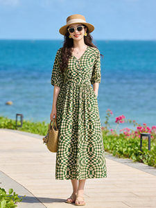 Robe mi-longue ample et élégante pour femme, coupe amincissante, imprimé floral vintage, en fibre de viscose, manches trois-quarts, collection été 2026 - Product Image 2