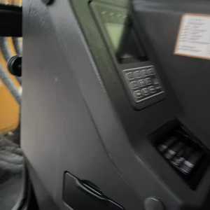 Excavadora usada SANY SY60C 6Ton con componentes de núcleo de cojinete de caja de cambios de engranajes en Stock para venta y entrega global SY75C SY95C - Product Image 5