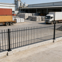 Vente directe d'usine, clôtures en tubes carrés en acier, designs industriels, garde-corps pour balcon extérieur, clôture de jardin tubulaire pour bâtiment
