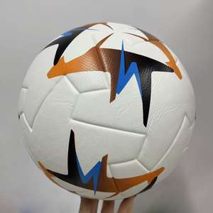 Ballon de football taille 5, ballon d'entraînement en cuir PU avec technologie de thermocollage - Product Image 3