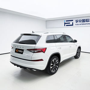 <span class=keywords><strong>Skoda</strong></span> <span class=keywords><strong>Kodiaq</strong></span> <span class=keywords><strong>2022</strong></span> TSI330 7 places 2 roues motrices Édition Luxe Voitures d'occasion - Moteur turbo Conduite à gauche Essence Pneus R17 Intérieur foncé - Product Image 3