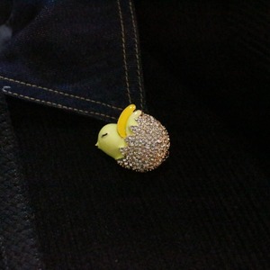 Broche vintage en strass en forme de poulet mignon, épingle de manteau pour femme, accessoire de mode - Product Image 4