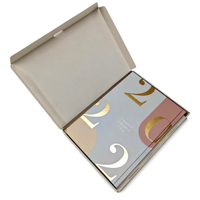 Carnet de notes, journal, agenda, planificateur de qualité supérieure, relié en cuir, avec estampage à chaud doré, pages intérieures calendrier, ouverture à droite, boîte en papier