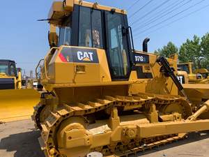 Tracteur d'occasion D6G Caterpillar D6d Bulldozer sur chenilles CAT D6 Bouteur CAT D6G d'occasion - Product Image 5