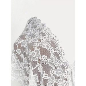 Poncho de Encaje Floral para Mujer, con Hombros Descubiertos, Asimétrico, Holgado, Corto, para la Playa, Transpirable, 100% Poliéster - Product Image 3